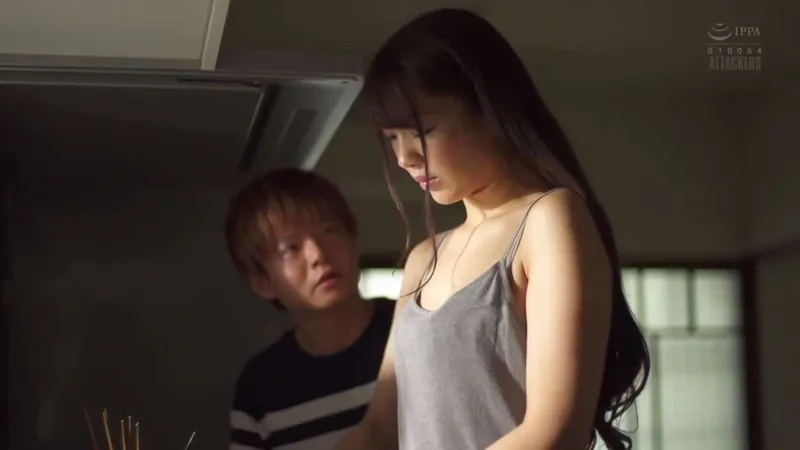 Chồng sắp cưới của chị gái đụ cô em vợ đang bần cùng vì thất tình